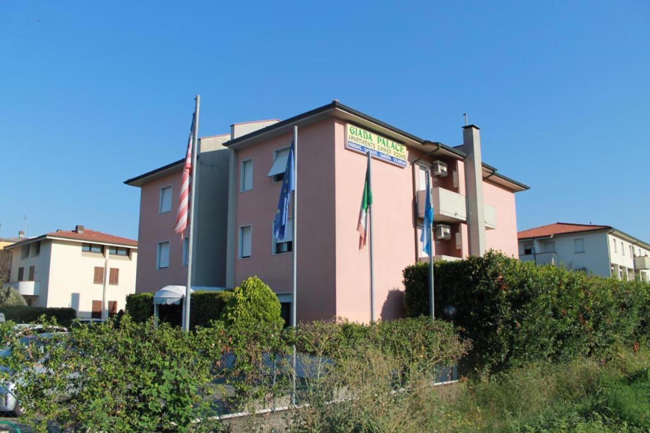 Giada Palace Apartments & Pool - Giada Palace Group Lucca Ngoại thất bức ảnh